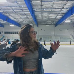 Meet your Posher, Ava